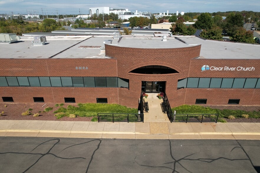 More Photos Of 9813-9817 Godwin Dr, Manassas Research And Development For Sale