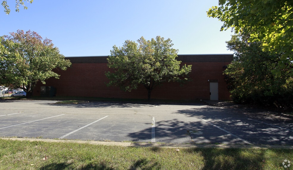 More Photos Of 5741 General Washington Dr, Alexandria Manufacturing For Lease
