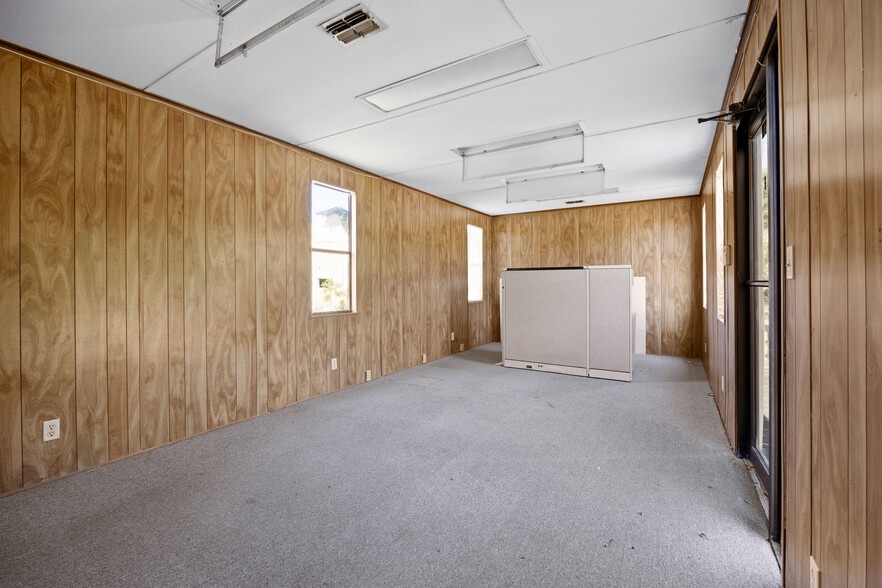 More Photos Of 12630 SE US Highway 441, Belleview Land For Sale