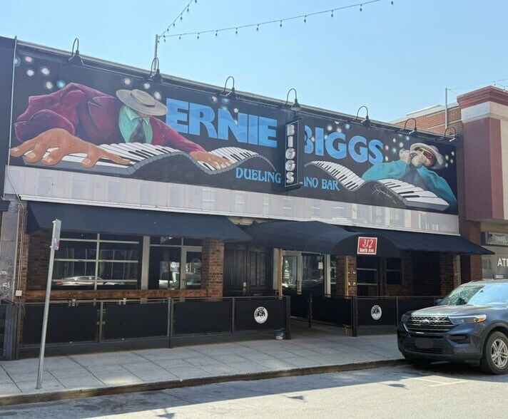 Primary Photo Of 312 South Ave, Springfield Bar For Lease