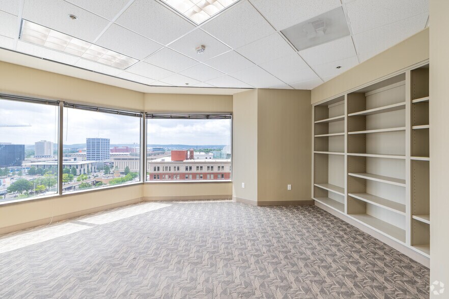 Photo of 9th Floor Ste 