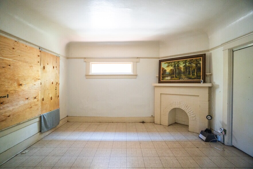 More Photos Of 1619 S St Andrews Pl, Los Angeles Apartments For Sale