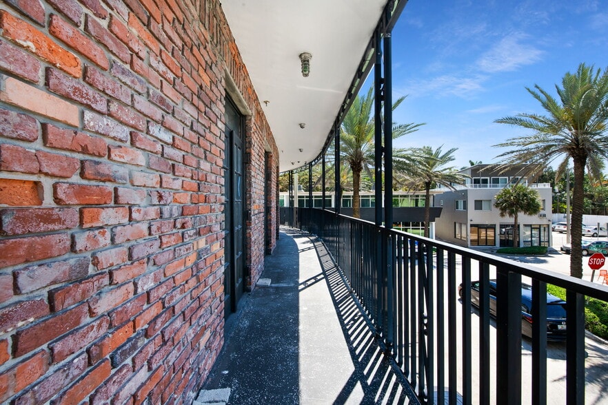 More Photos Of 900 Sunrise Ln, Fort Lauderdale Restaurant For Sale