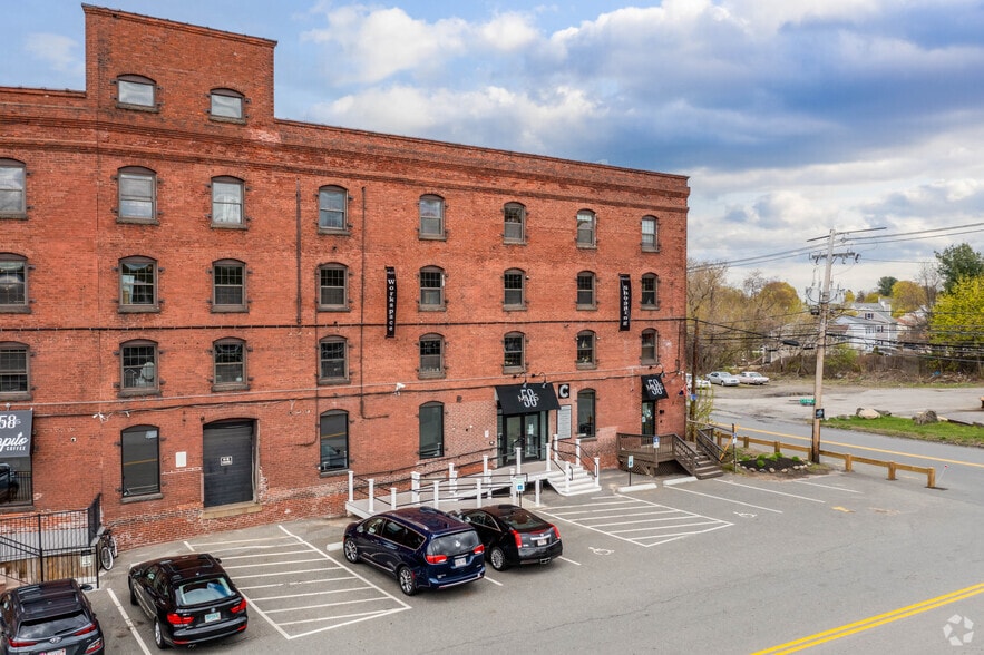 More Photos Of 58 Pulaski St, Peabody Unknown For Lease