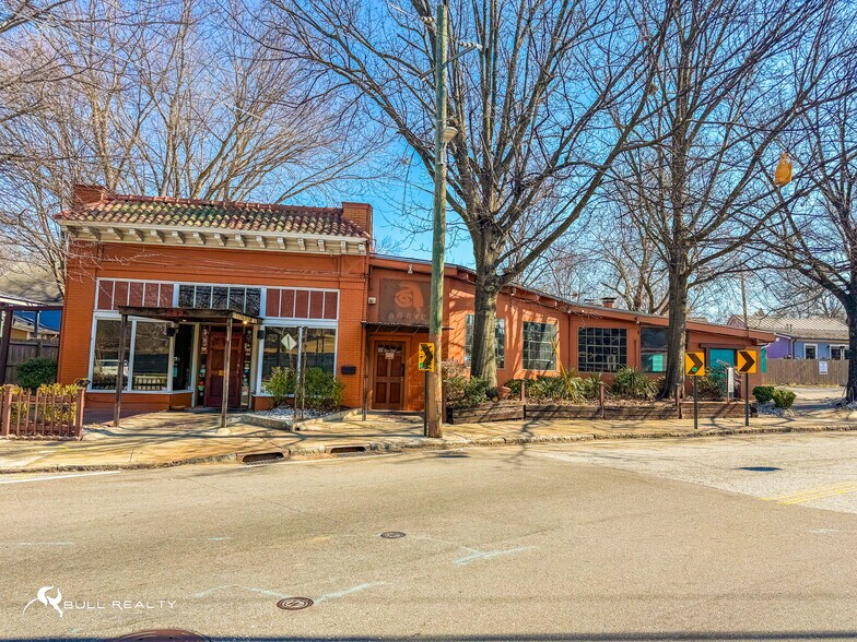 More Photos Of 242 SE Boulevard, Atlanta Restaurant For Sale