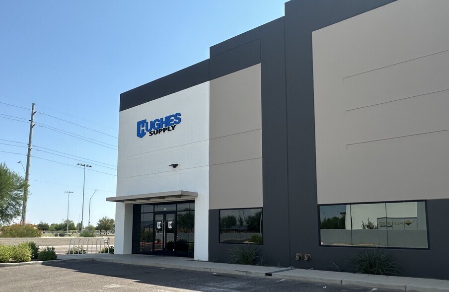 More Photos Of 11701 N 132nd Ave, Surprise Distribution For Lease