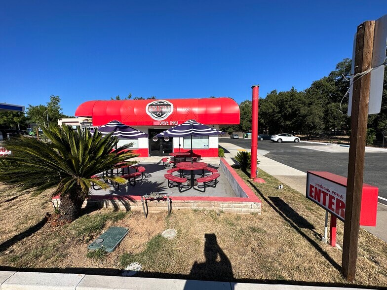 More Photos Of 5312 Hazel Ave, Fair Oaks Restaurant For Sale