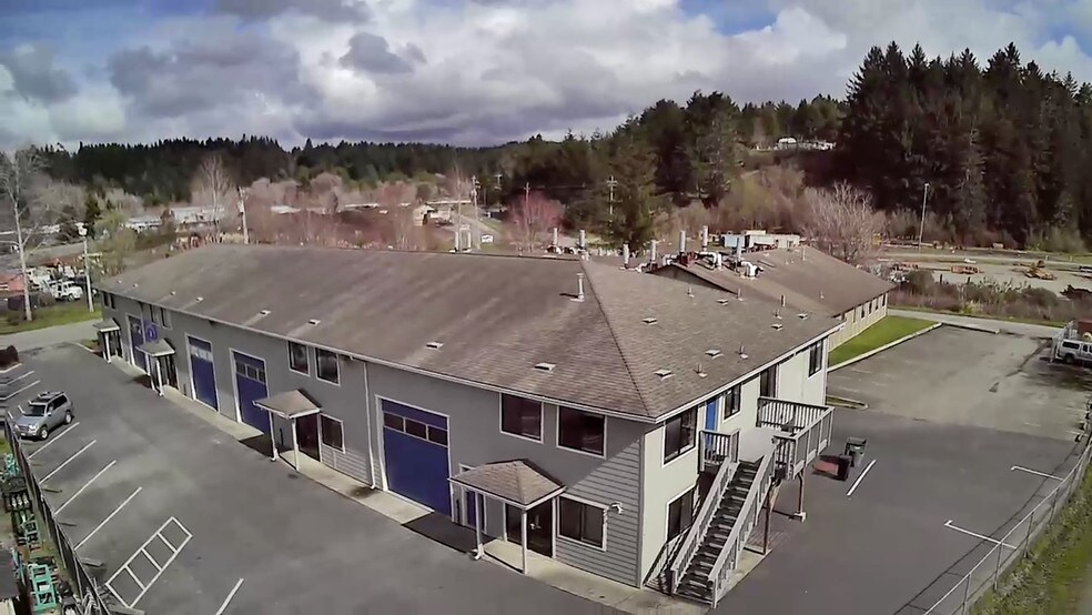 More Photos Of 5670 W End Rd, Arcata Warehouse For Lease