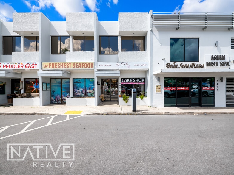 More Photos Of 2801-2809 E Commercial Blvd, Fort Lauderdale Unknown For Lease