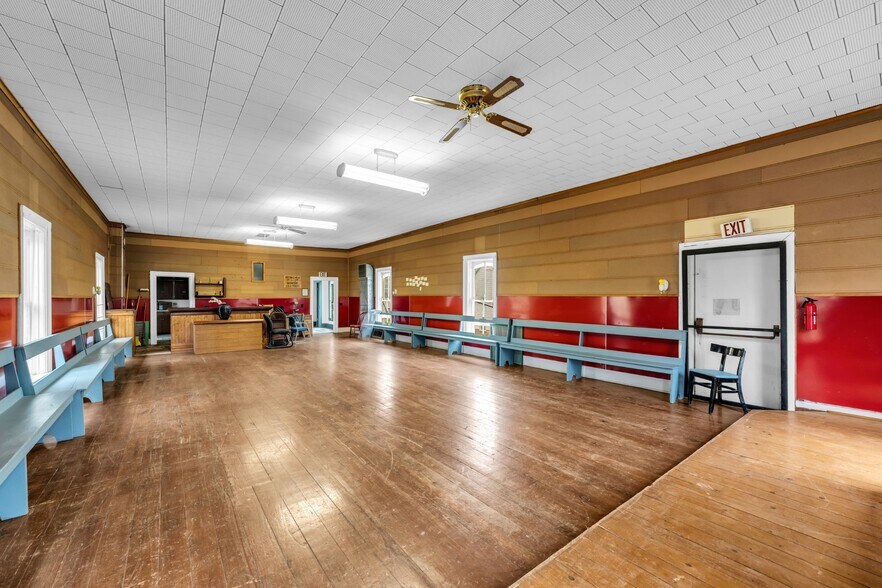 More Photos Of 6101 Lyons St, Burlington Lodge Meeting Hall For Sale