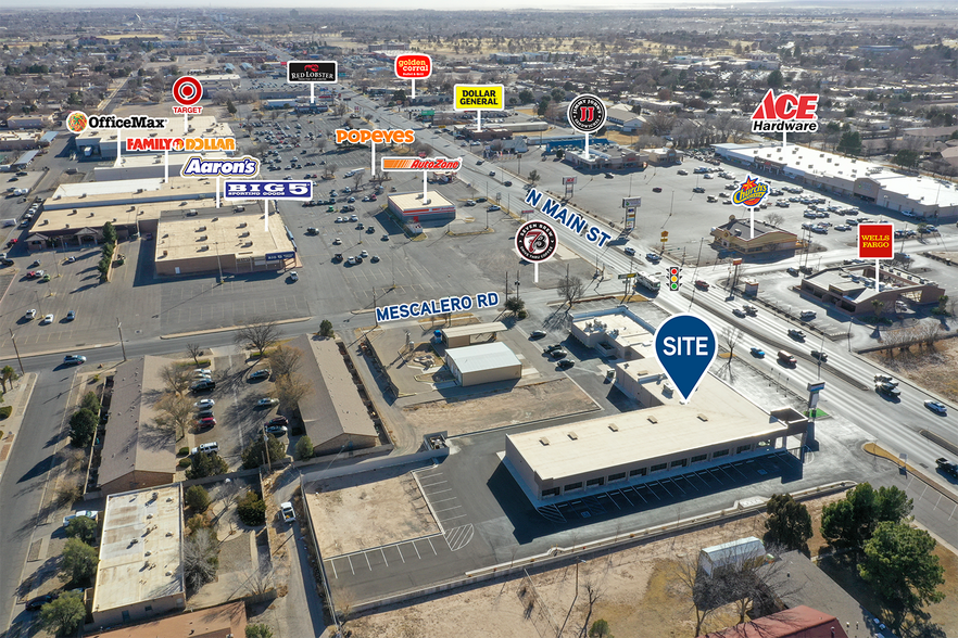 More Photos Of 2901 N Main St, Roswell General Retail For Lease