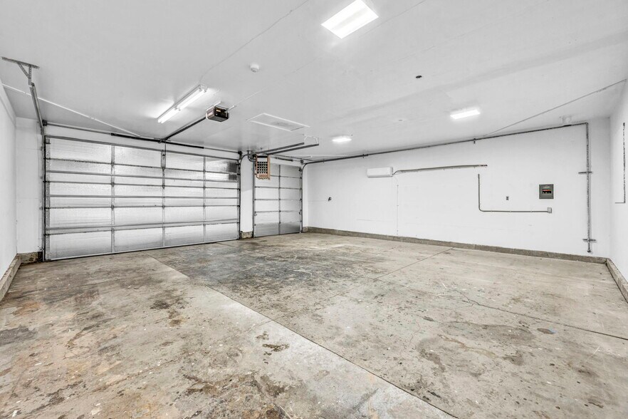 More Photos Of 72 Burns St, Reno Storefront Retail Residential For Lease