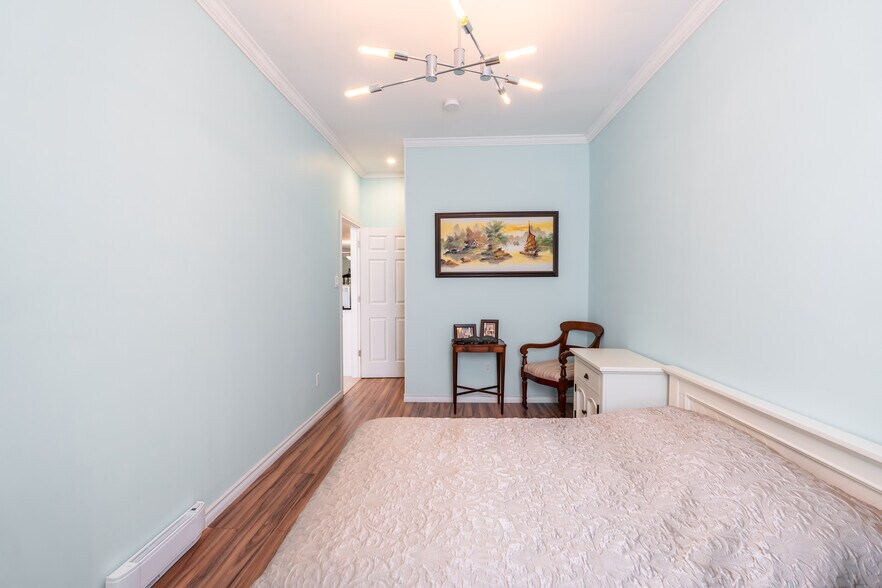 More Photos Of 7 Main St W, Ridgetown Storefront Retail Residential For Sale