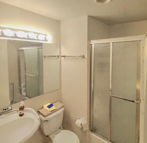More Photos Of 25583 Spring Dr, Hayward Multifamily For Sale