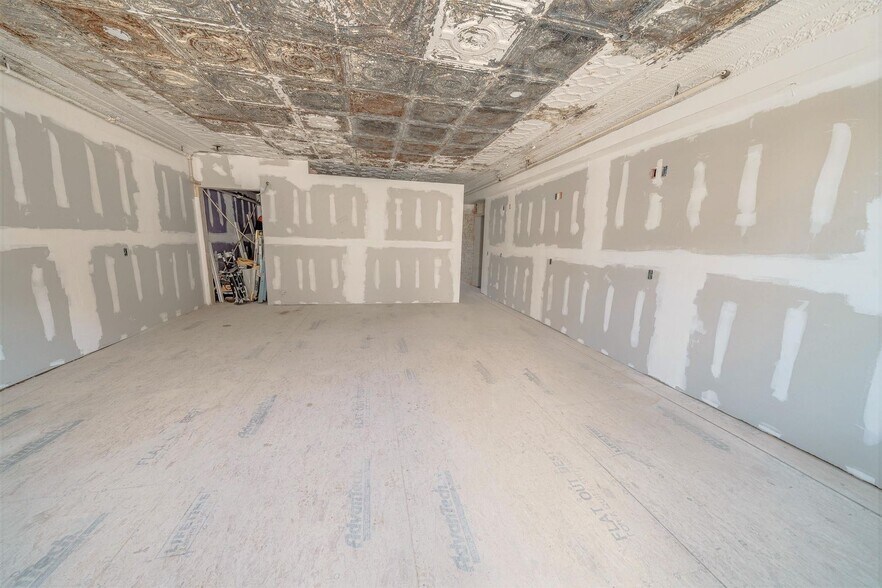 More Photos Of 37-39 E Main St, Searsport Storefront Retail Office For Sale