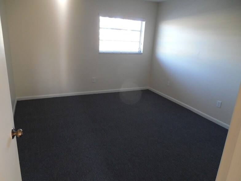 More Photos Of 2500 Port Malabar Blvd NE, Palm Bay Medical For Sale