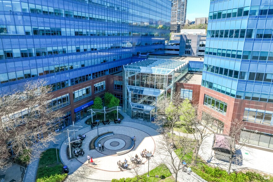 More Photos Of 1200 Harbor Blvd, Weehawken Office For Lease