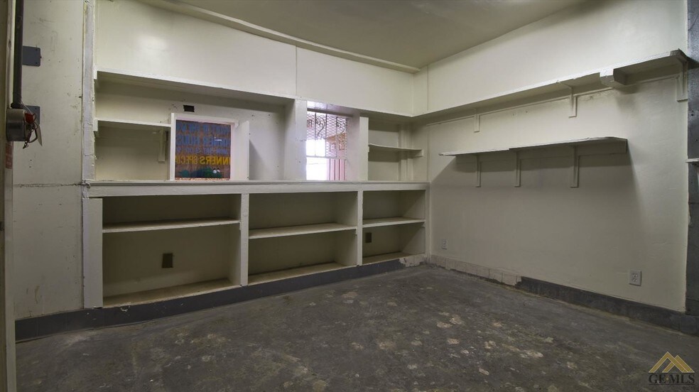 More Photos Of 530 Union Ave, Bakersfield Storefront Retail Office For Sale