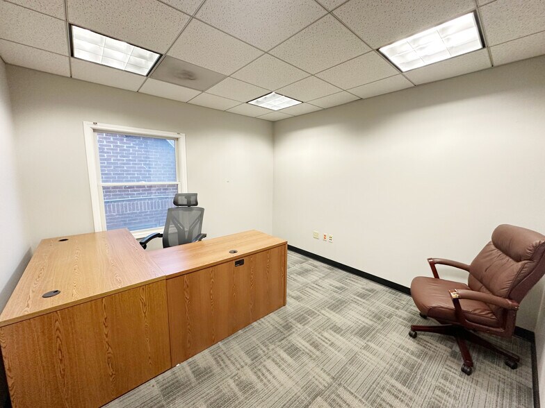 More Photos Of 430 Spruce St, Morgantown Office For Lease
