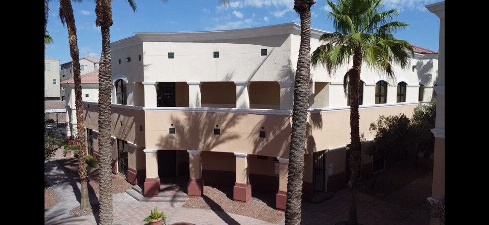 More Photos Of 4775 S Durango Dr, Las Vegas Office For Lease