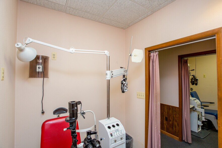 More Photos Of 329 Lincoln Hwy, Fairless Hills Warehouse For Sale