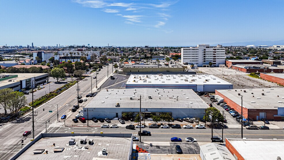 More Photos Of 601 Lairport St, El Segundo Manufacturing For Lease