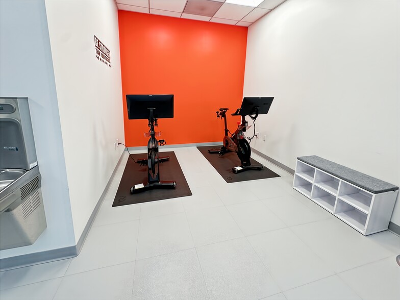 More Photos Of 580 California St, San Francisco Coworking Space