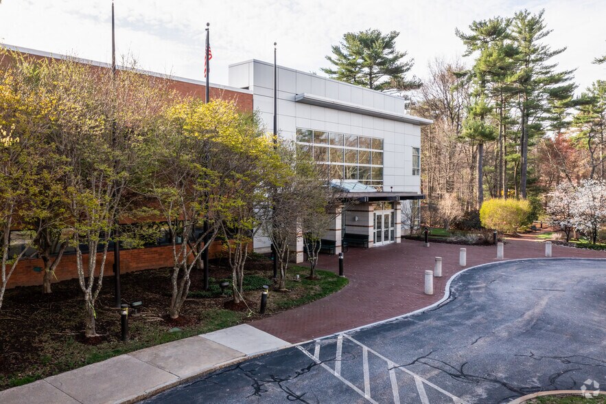 More Photos Of 1414 Massachusetts Ave, Boxborough Research And Development For Lease