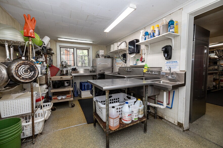 More Photos Of 10338 Big Arbor Vitae Dr, Arbor Vitae Restaurant For Sale