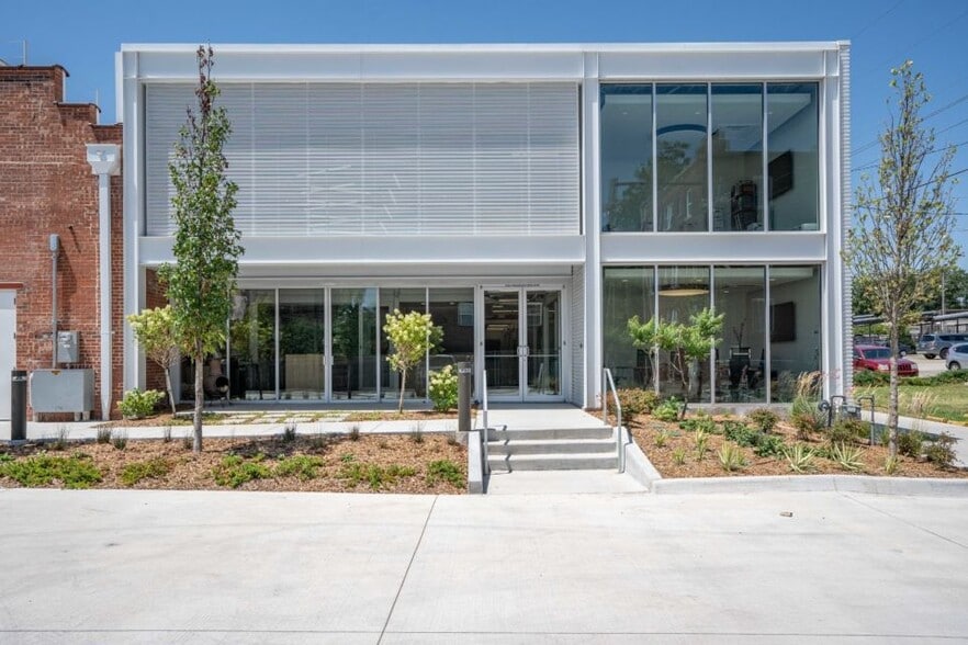 More Photos Of 1214 N Hudson Ave, Oklahoma City Loft Creative Space For Sale