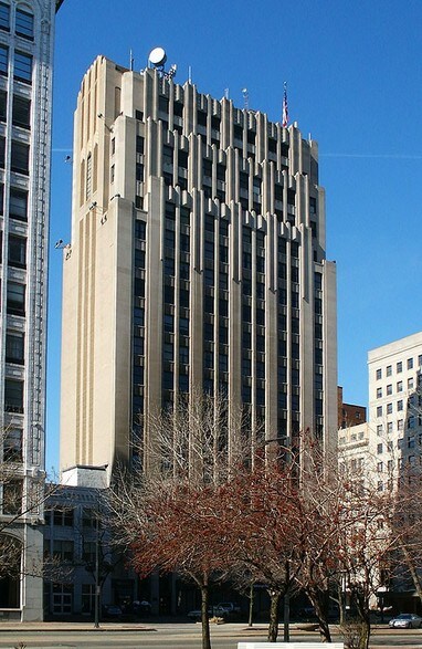 More Photos Of 1 W Federal Plz, Youngstown Office For Lease