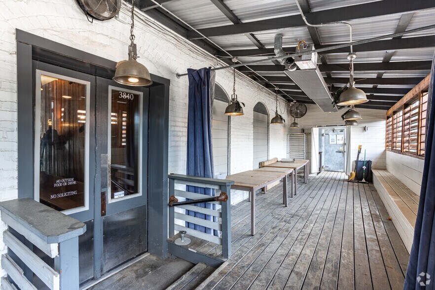 More Photos Of 3840 Highway 42, Locust Grove Restaurant For Sale