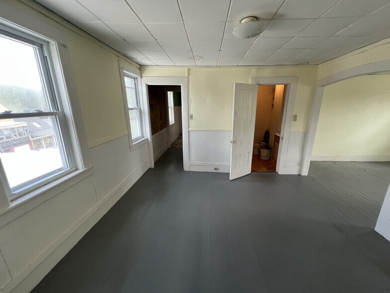More Photos Of 271 Main St, Union Apartments For Sale