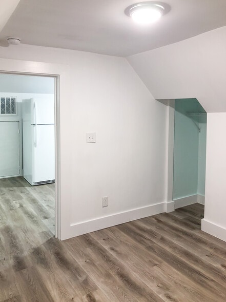 More Photos Of 55 Main St, Garden City Office Residential For Sale