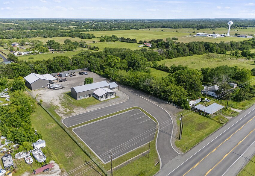 More Photos Of 4241 S Tx-34, Greenville Light Manufacturing For Sale