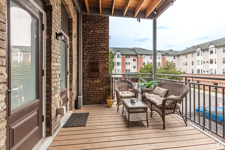 More Photos Of 1506 Laurel Ave, Minneapolis Apartments For Sale