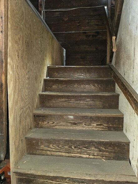 More Photos Of 380-382 4th St, Fall River Warehouse For Sale