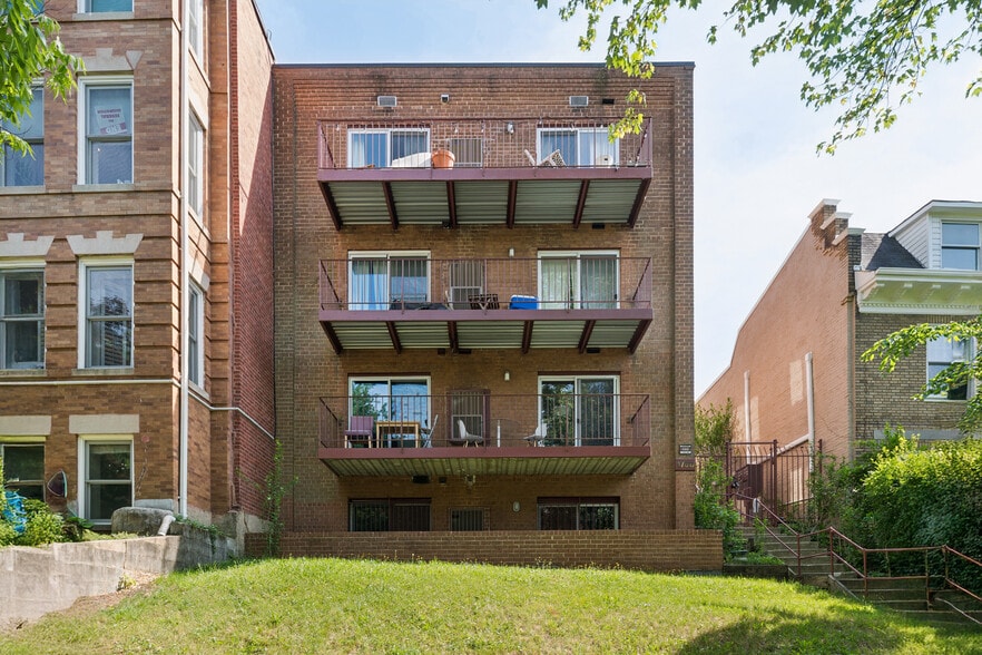 More Photos Of 1700 Irving St NW, Washington Apartments For Sale