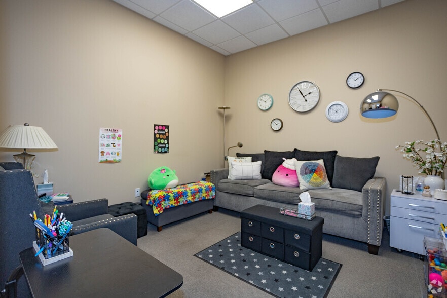 More Photos Of 125 Michael Dr, Syosset Coworking Space