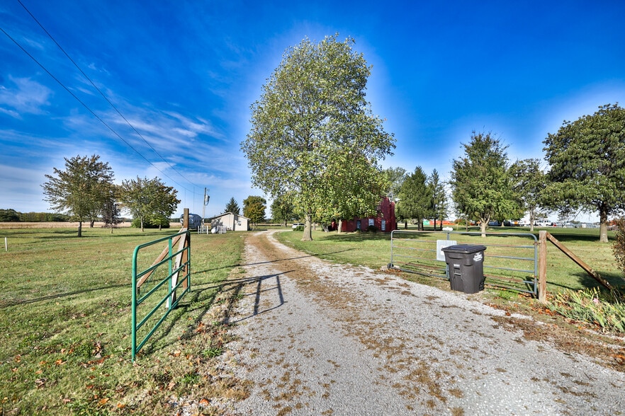 More Photos Of 3955 Blackburn Rd, Edwardsville Land For Sale