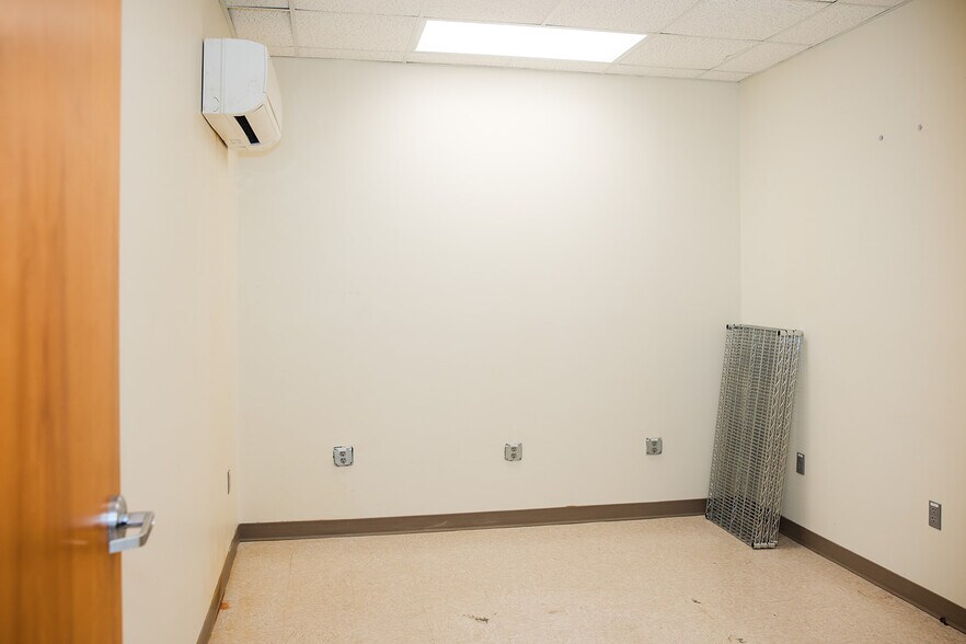 More Photos Of 101B Villa Dr, Daphne Medical For Lease