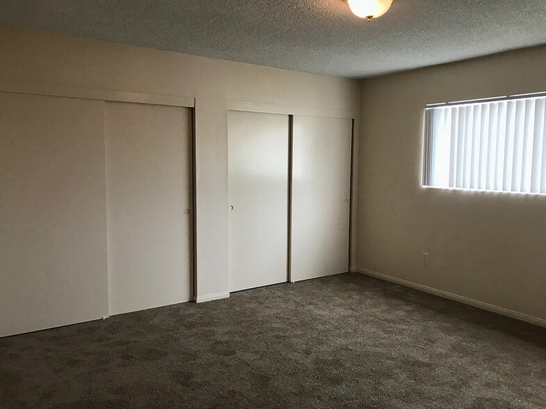 More Photos Of 1150 11th St, Imperial Beach Apartments For Sale