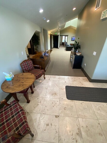 More Photos Of 6412 S 900 E, Murray Office For Lease