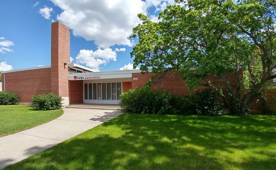 Primary Photo Of 915 15 St S, Lethbridge Office For Lease