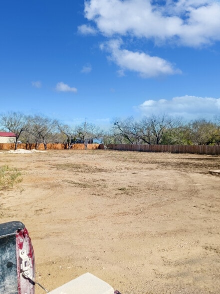 More Photos Of 110 3rd St, Natalia Manufactured Housing Mobile Home Park For Sale