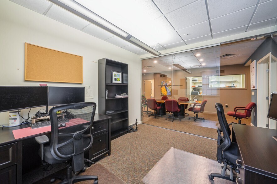 More Photos Of 54 Friends Ln, Newtown Office For Sale