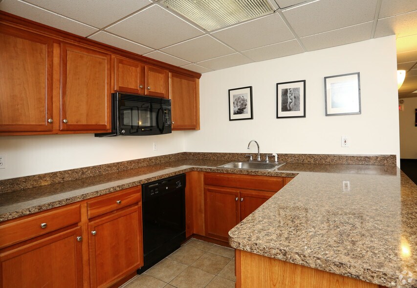 More Photos Of 600-628 Asylum Ave, Hartford Apartments For Lease