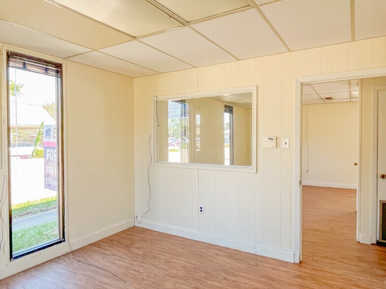 More Photos Of 4420 North Blvd, Baton Rouge Office For Sale