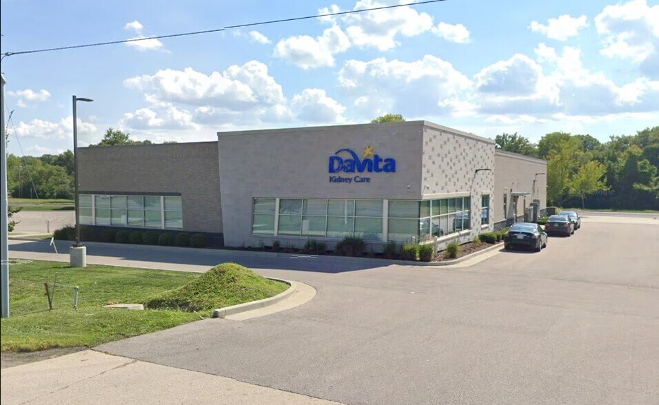 More Photos Of 13015 New Halls Ferry Rd, Florissant Medical For Sale