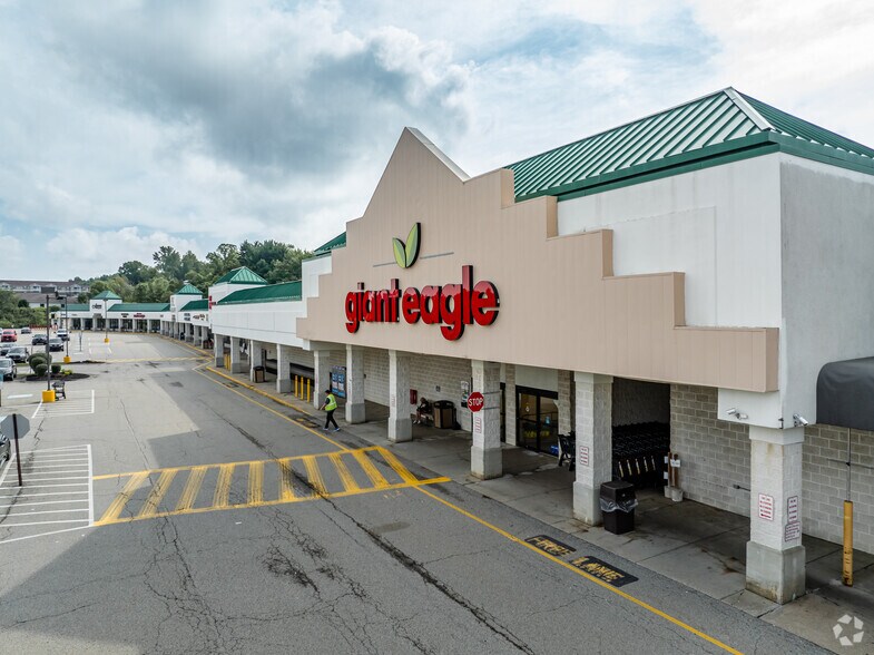 More Photos Of 2000-2018 Penny Lane Dr, Jeannette General Retail For Sale